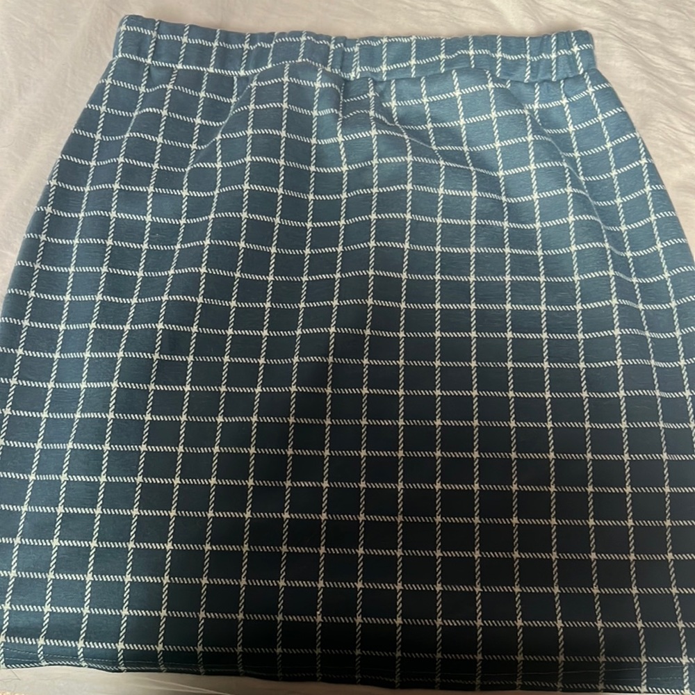 Blue and white pencil skirt